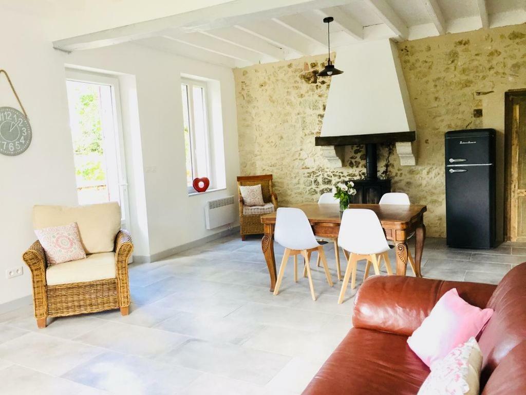 Rudelle Villa Thénac Buitenkant foto